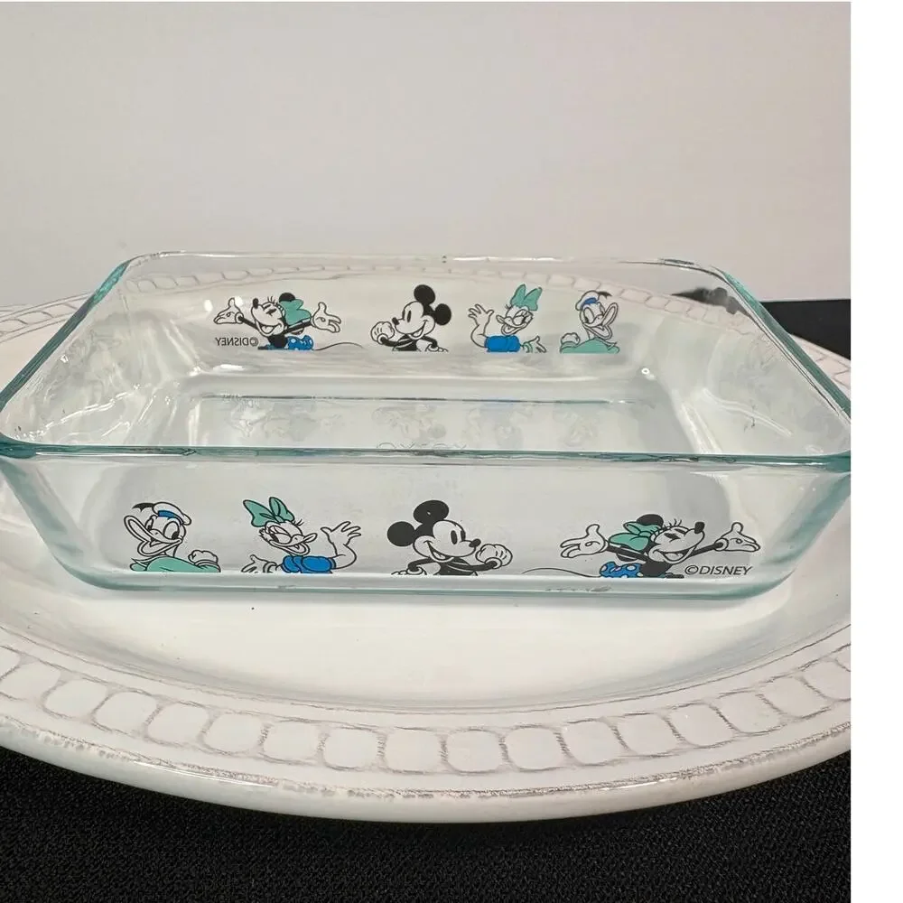 Vintage Disney Pyrex 7x5x2 Glass Baking Dish